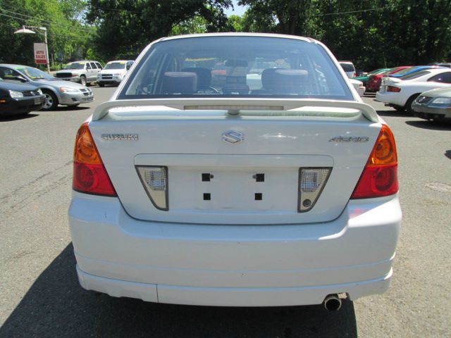 Suzuki Aerio 2003 photo 5