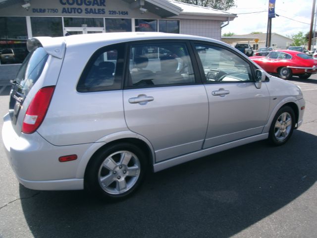 Suzuki Aerio 2003 photo 1