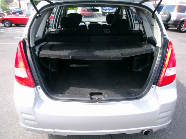 Suzuki Aerio 2003 photo 11