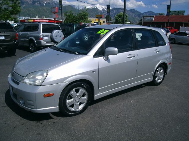 Suzuki Aerio 2003 photo 12