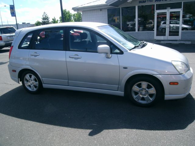 Suzuki Aerio 2003 photo 3