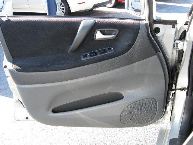 Suzuki Aerio 2004 photo 4