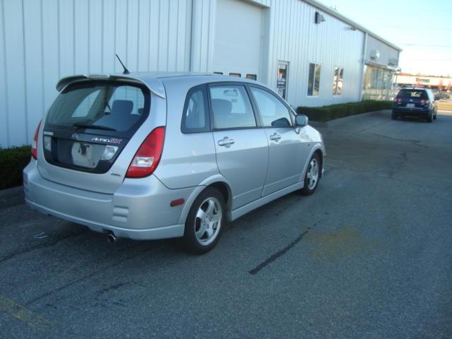 Suzuki Aerio 2004 photo 1