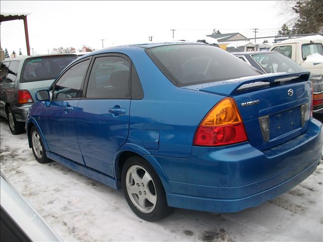 Suzuki Aerio 2004 photo 3