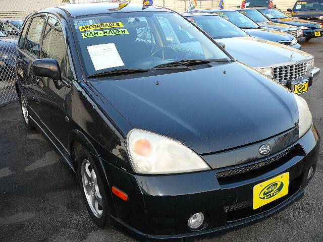 Suzuki Aerio AWD, REAR DVD, Navigation, 3RD ROW, Mem/heat Seats Hatchback