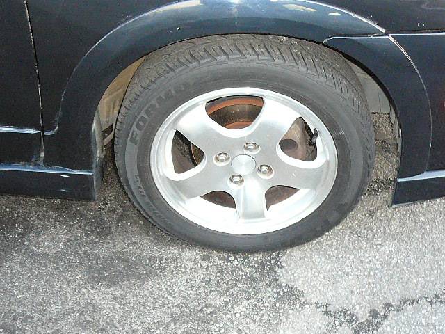 Suzuki Aerio 2004 photo 1