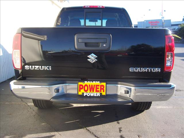 Suzuki Equator 2009 photo 3