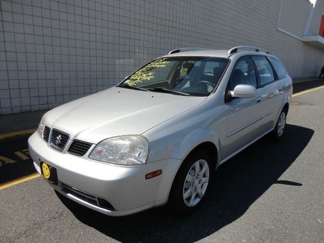 Suzuki Forenza 2005 photo 4