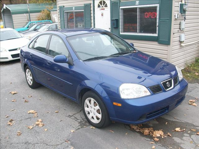 Suzuki Forenza XR Sedan