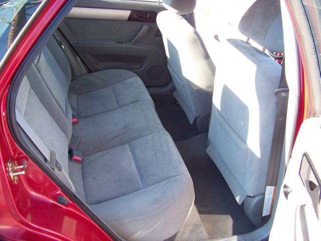 Suzuki Forenza 2005 photo 2