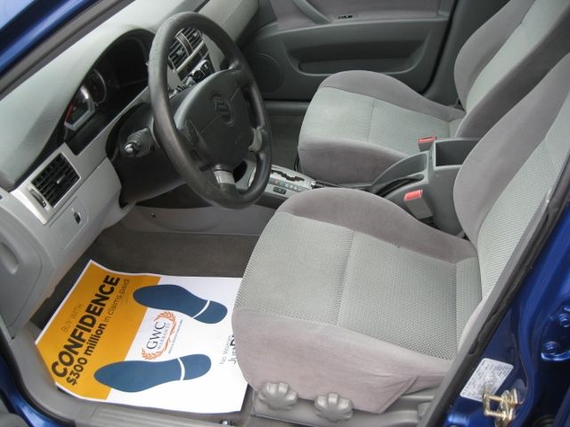 Suzuki Forenza 2006 photo 10