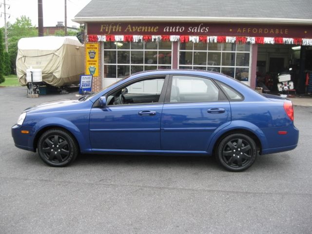 Suzuki Forenza 2006 photo 14