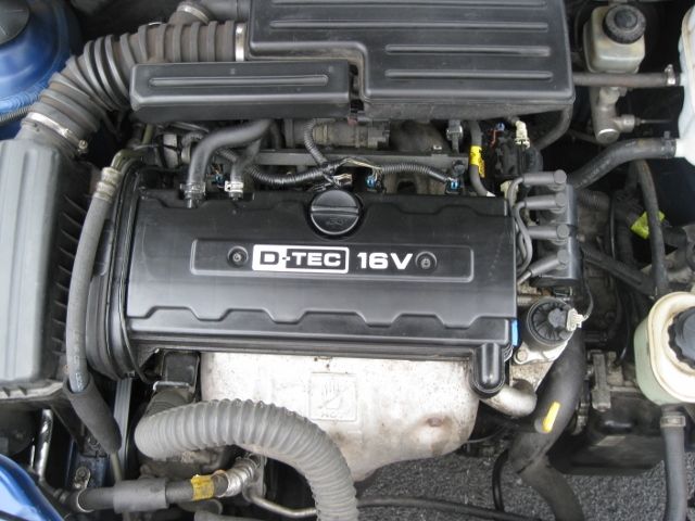 Suzuki Forenza 2006 photo 3