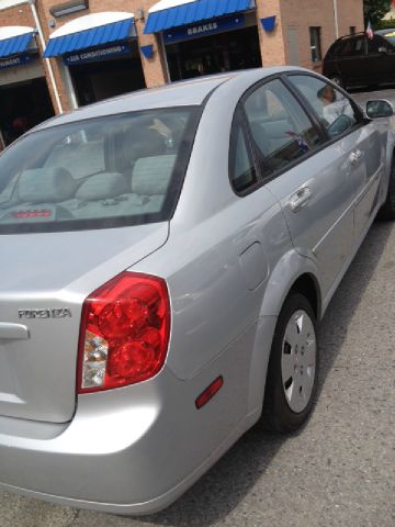 Suzuki Forenza 2006 photo 2