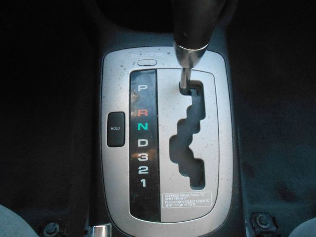 Suzuki Forenza 2006 photo 7