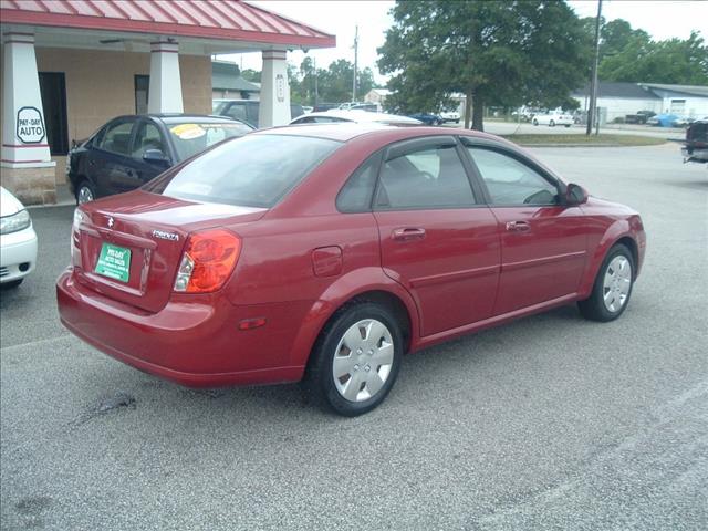 Suzuki Forenza 2006 photo 22