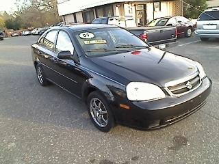 Suzuki Forenza 2007 photo 1