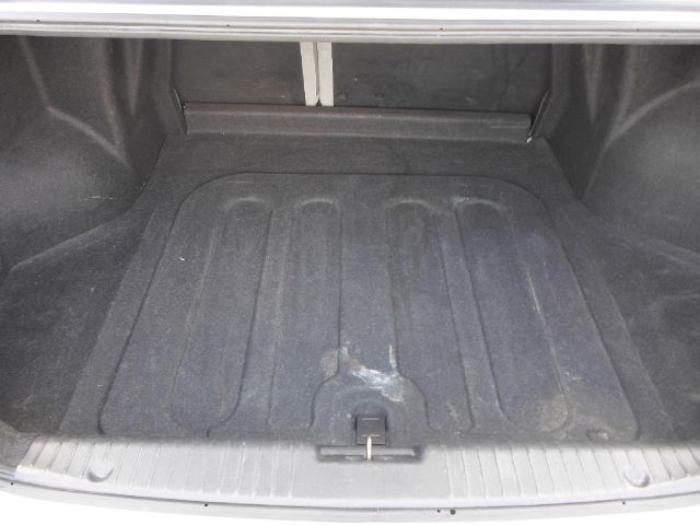 Suzuki Forenza 2007 photo 2