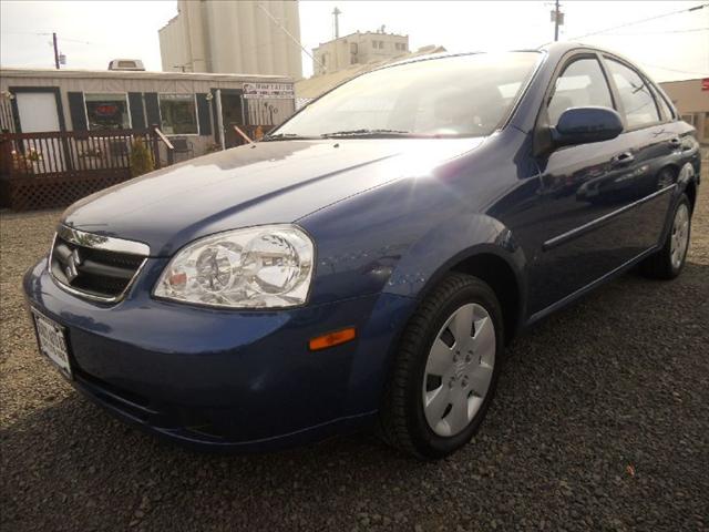 Suzuki Forenza 2007 photo 1