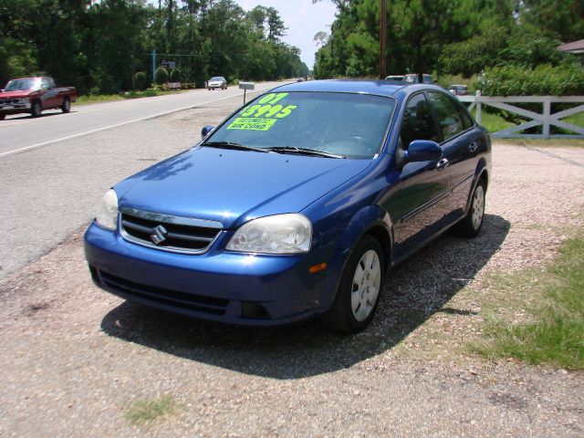 Suzuki Forenza 1LT AWD Sedan