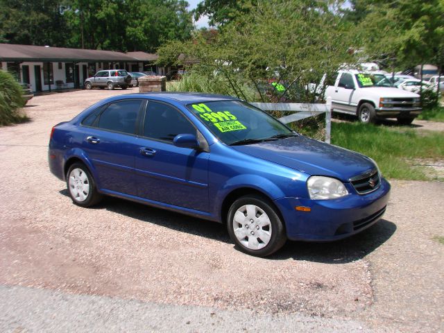 Suzuki Forenza 2007 photo 1