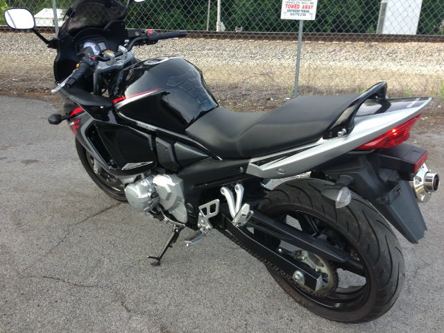 Suzuki GSX650 2008 photo 3