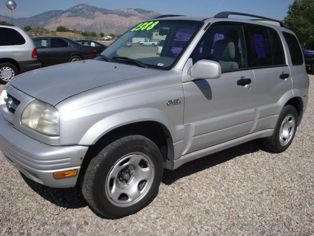 Suzuki Grand Vitara 1999 photo 2