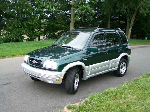 Suzuki Grand Vitara 2000 photo 16