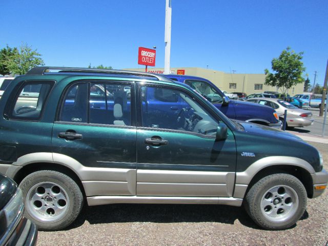 Suzuki Grand Vitara 2001 photo 2