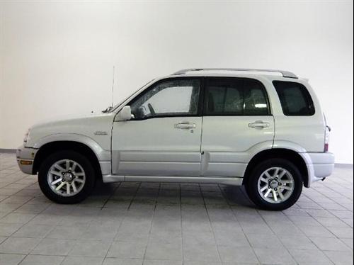 Suzuki Grand Vitara 2004 photo 1