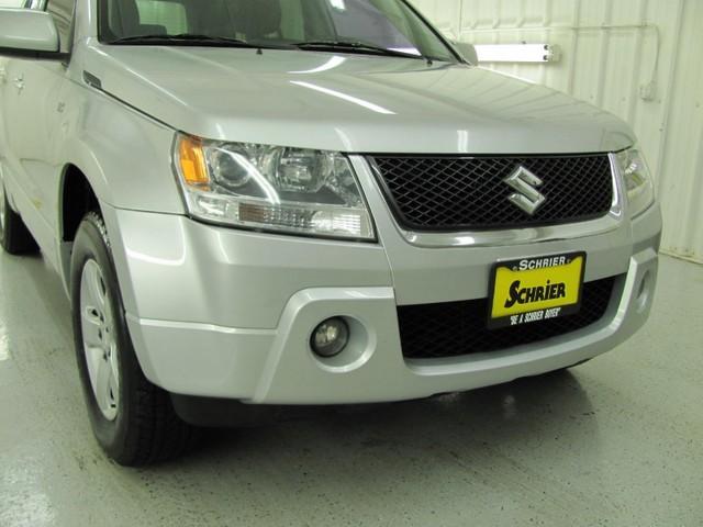 Suzuki Grand Vitara 2006 photo 2