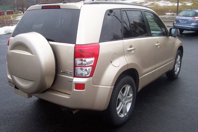 Suzuki Grand Vitara 2006 photo 1