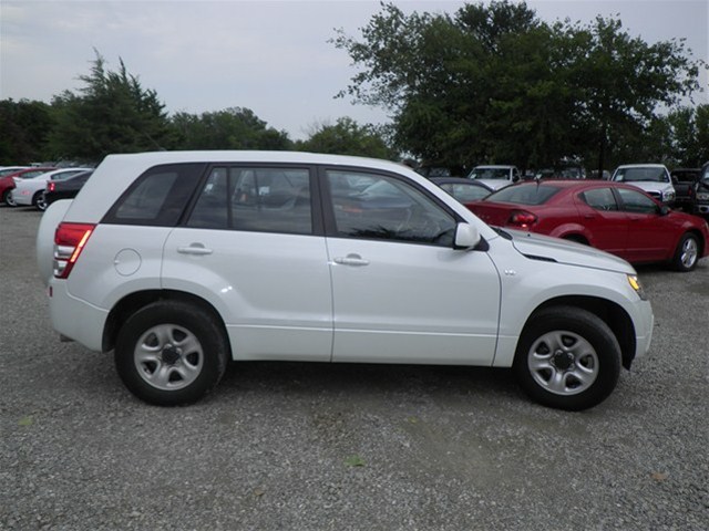 Suzuki Grand Vitara 2007 photo 2