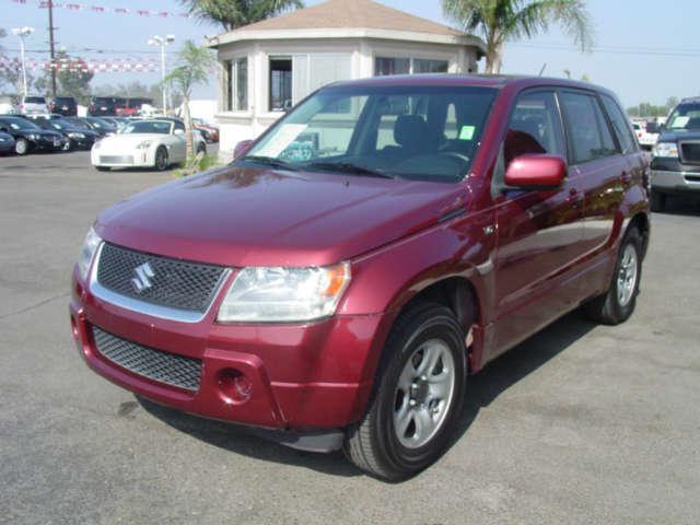 Suzuki Grand Vitara 2007 photo 2