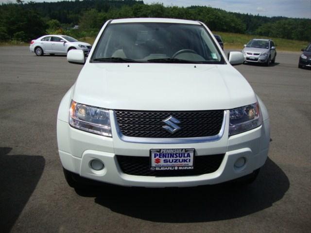 Suzuki Grand Vitara 2010 photo 2