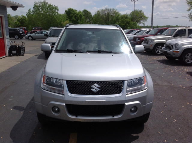 Suzuki Grand Vitara 2010 photo 1