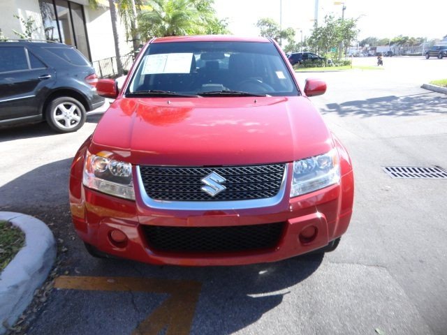 Suzuki Grand Vitara 2011 photo 1