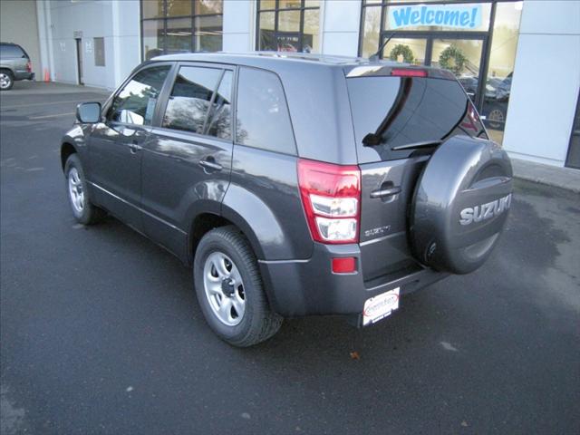 Suzuki Grand Vitara 2012 photo 2