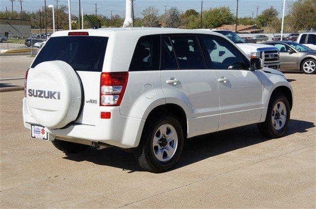 Suzuki Grand Vitara 2012 photo 4