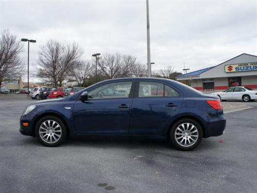 Suzuki Kizashi 2010 photo 5