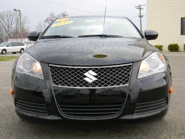 Suzuki Kizashi 2010 photo 1