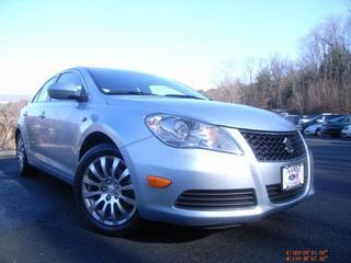 Suzuki Kizashi 2010 photo 0