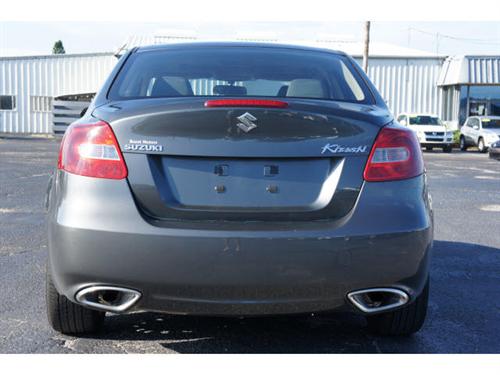 Suzuki Kizashi 2010 photo 3