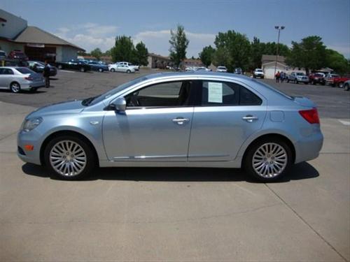 Suzuki Kizashi 2010 photo 1