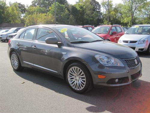 Suzuki Kizashi 2010 photo 0