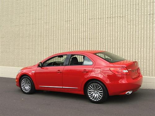 Suzuki Kizashi 2010 photo 2