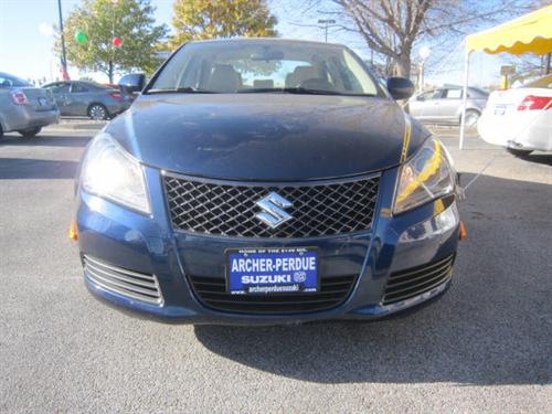 Suzuki Kizashi 2010 photo 1