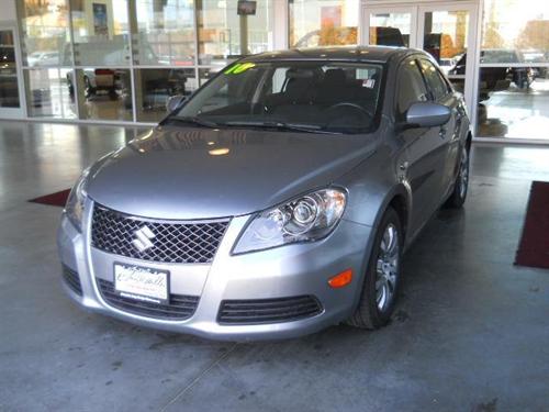 Suzuki Kizashi 2010 photo 3