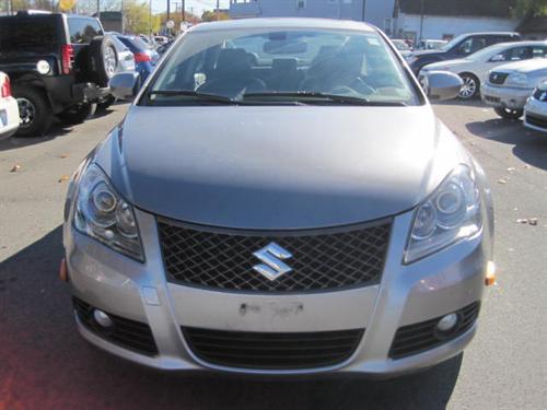 Suzuki Kizashi 2010 photo 1