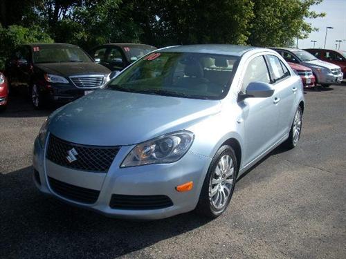 Suzuki Kizashi 2010 photo 3